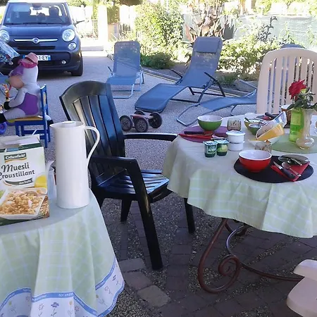 فندق مبيت وإفطار La Nouste Maisoun 3*